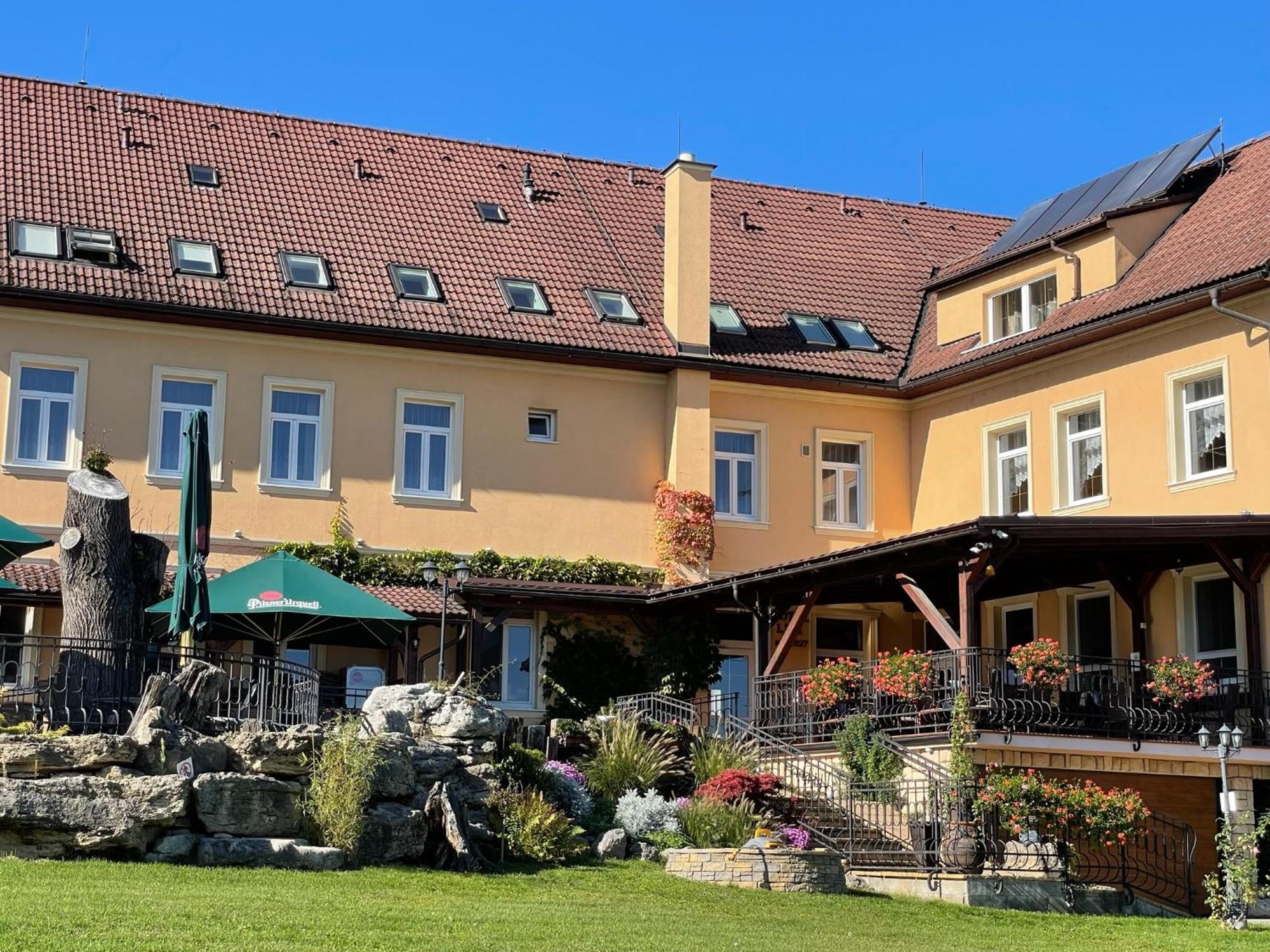 Hotel Lipa Bojnice Eksteriør billede