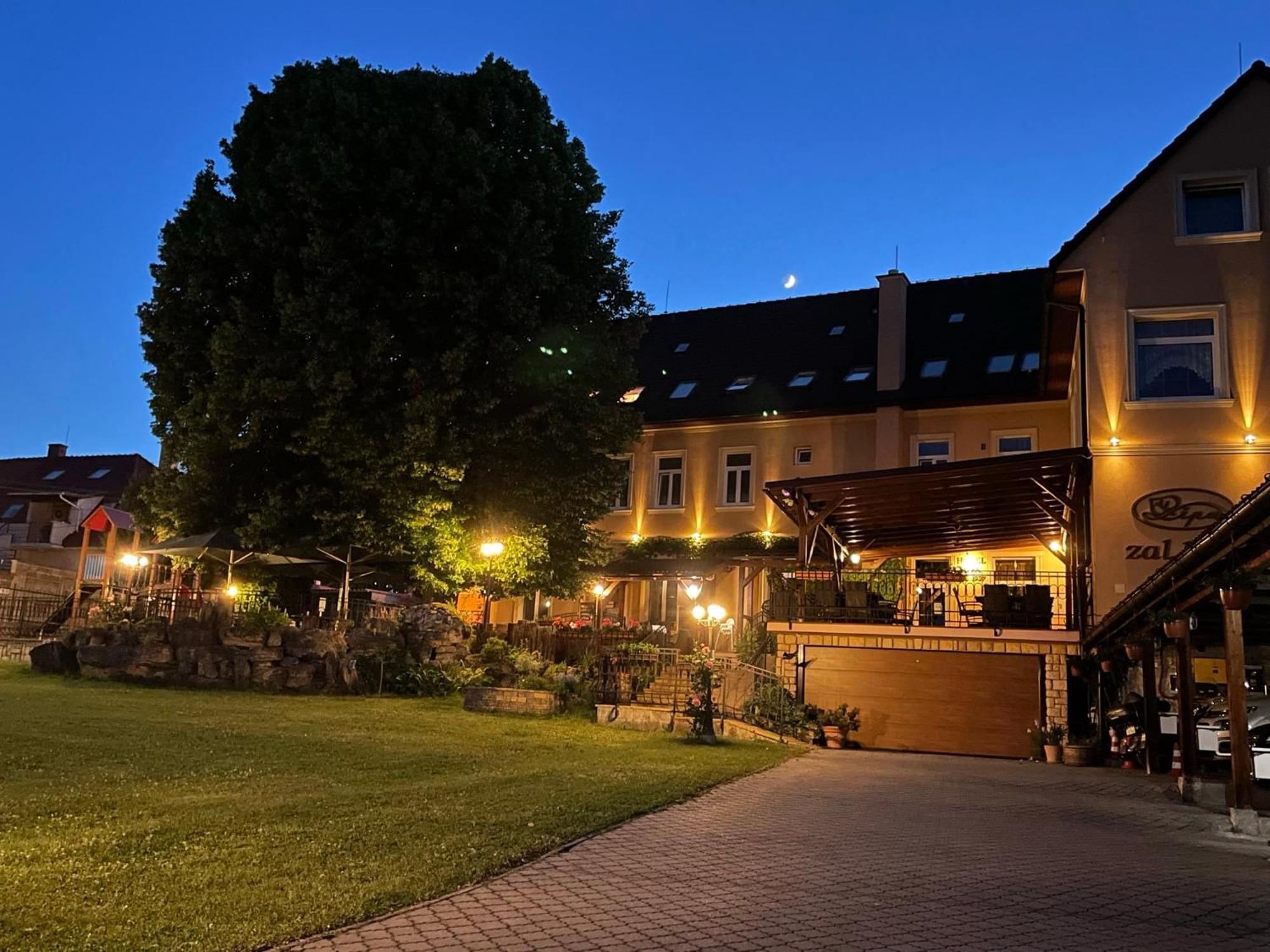 Hotel Lipa Bojnice Eksteriør billede